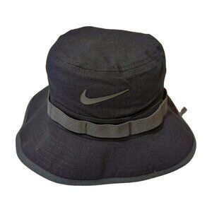 Nike Training Bucket Hat Black Gray NWT Chin Strap Small/Medium